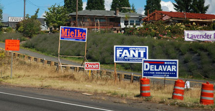 Mielke zurück in der Politik? (Interstate 5 North, im Süden Washingtons, August 2008) Mielke zurück in der Politik? (Interstate 5 North, im Süden Washingtons, August 2008)