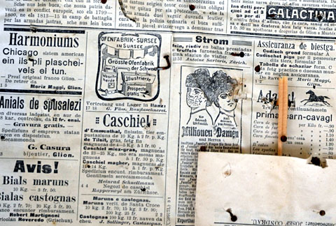 Gasetta Romontscha und andere Zeitungen aus der Gegend aus der Zeit 1889-1907 (Isolation in Rueras, Mai 2012)